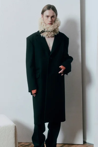 Look 27